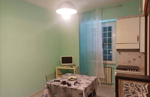Prenestino-Centocelle Casa | Lichen house -