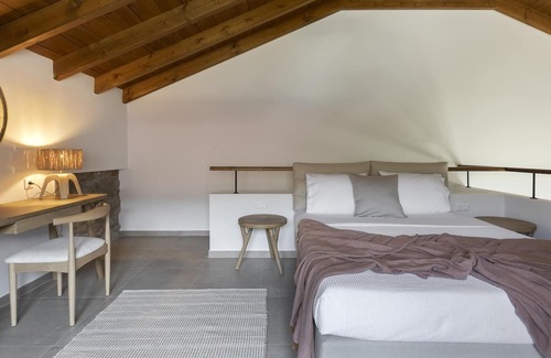 Sourpi Apartamento | Lichnos Luxury Maisonette 2
