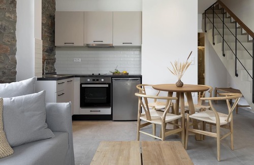 Sourpi Apartamento | Lichnos Luxury Maisonette 3