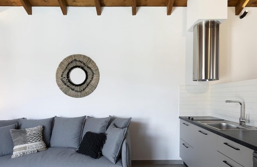 Sourpi Casa | Lichnos Luxury Studio