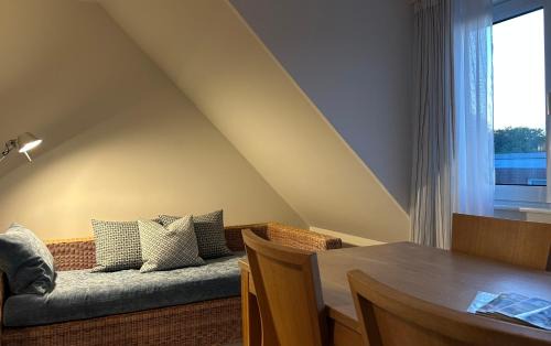 Haarentor Apartamento | Lichtdurchflutete Dachgeschosswohnung in Uninähe
