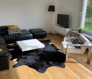 Merksem Apartamento | Lichtrijk mooi appartement met zicht op hof van Roosendael