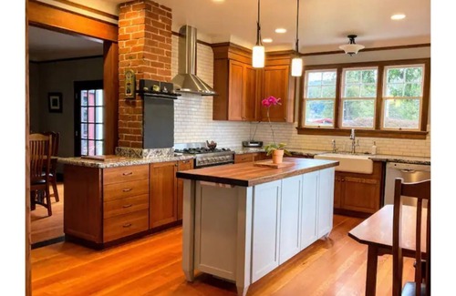 Arcata Casa | Lida's House, Walk to Everything