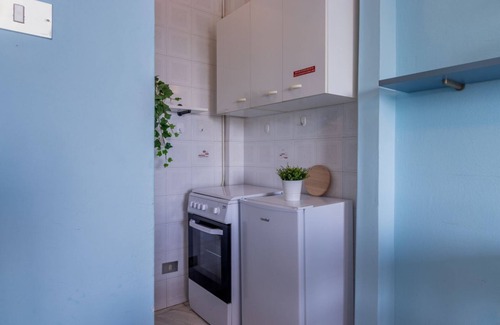 Lido degli Estensi Apartamento | Lido degli Estensi Flat a stone's throw from the beach