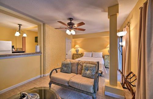 Sarasota Apartamento | Lido Key Hideout with Patio and Yard and Walk to Beach!