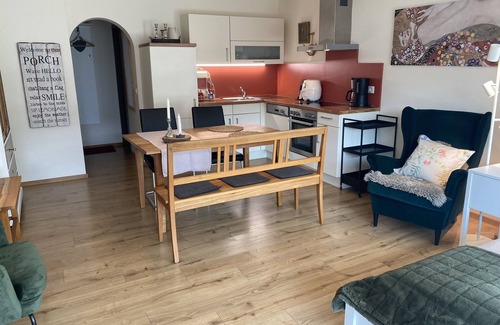 Riedenburg Apartamento | Apartamento amueblado con gusto de una habitación (35 m 2) con balcón para hasta dos personas