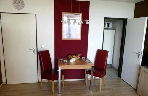 Geyersberg Apartamento | Liebevoll Eingerichtetes Appartement für bis zu Drei Personen mit Balkon