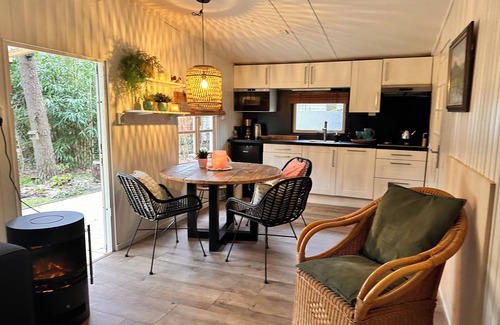 Zuidwolde Casa | Lief Boshuisje in Bosrijk Gebied