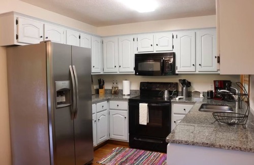 Blairsville Casa | Life at the Lake House!-On Nottley Lake