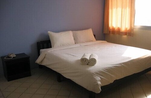 Wua Lai Hotel | Life In Town Chiangmai