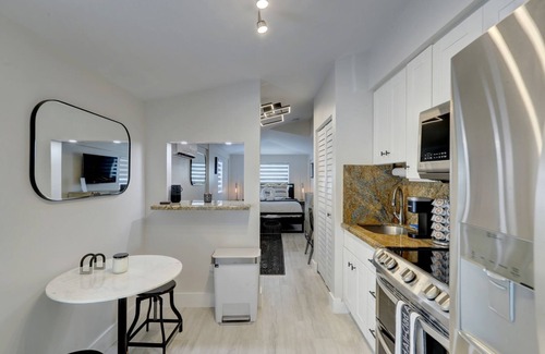Poinsettia Heights Apartamento | Life's A Beach - Gorgeous Studio - Fort Lauderdale