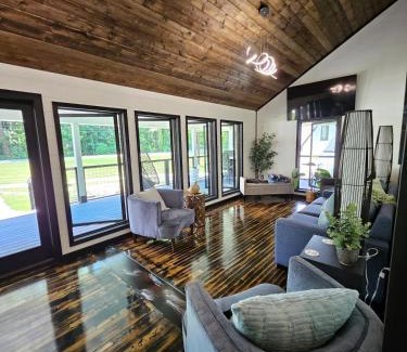 Brevard Casa | Life's Good Retreat Main House