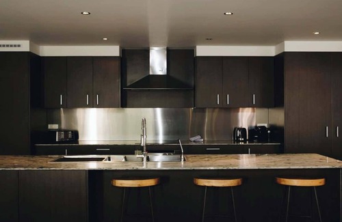 Parrearra Casa | Lifestyle and Location on The Island at Kawana