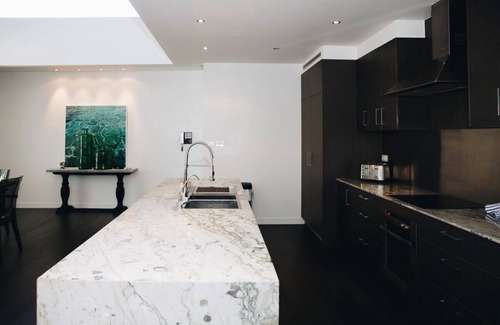 Parrearra Casa | Lifestyle and Location on 'The Island' at Kawana