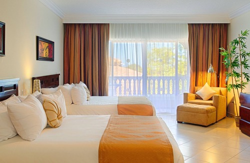 Cofresi Hotel | Lifestyle Resort - 1BR Suite Presidencial Puerto Plata DR