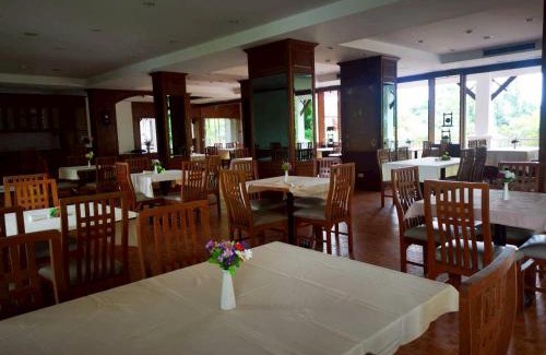 San Sai Hotel | Lifeup care and hotel