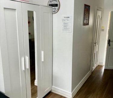 Dublin Casa | Liffey Valley Homestay