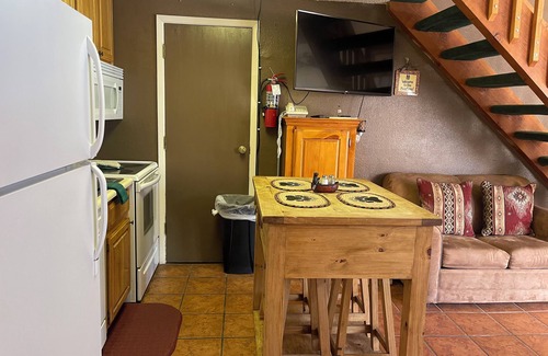 Red River Apartamento | Lifts West 208 with Wifi