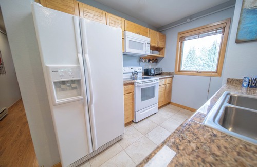 Mountain House Condominio | Liftside 201
