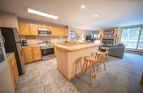 Mountain House Condominio | Liftside 20B