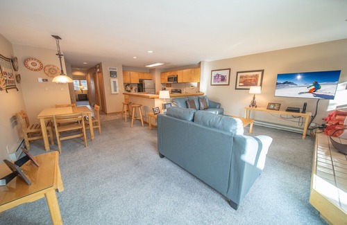 Mountain House Condominio | Liftside 20B