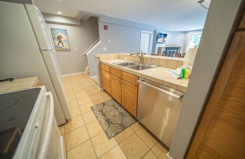 Mountain House Condominio | Liftside 304