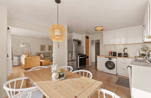 Stockton Casa | Light & Airy - Close to DT, Petco, & Little Italy!