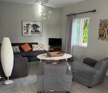La Preneuse Casa | Light & Airy Seaview Duplex
