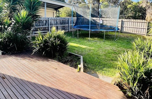 Sunset Strip Casa | Light and bright 4 bedroom home, close to beach