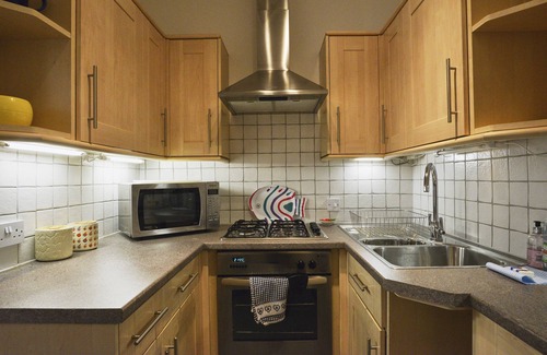 Comely Bank Apartamento | Apartamento amplio y luminoso, ideal para grupos y familias, cerca del centro.