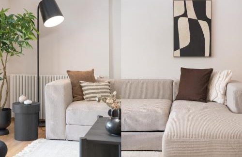 Marousi Apartamento | Light-Filled 3BR Flat in Marousi by UPSTREET