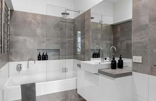 Fitzroy Apartamento | Light-filled Artistic Getaway - Smith St