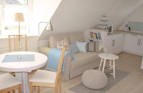 Norddorf Apartamento | Luminoso apartamento inundado en Norddorf en la isla Amrum - WLAN; smart tv, yoga p