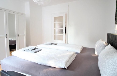 Wuerzburg Apartamento | Light-flooded city apartment with balcony and garden