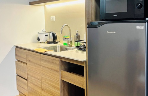 Mandurriao Apartamento | Light, Fuzzy, and Cozy Studio in Iloilo City