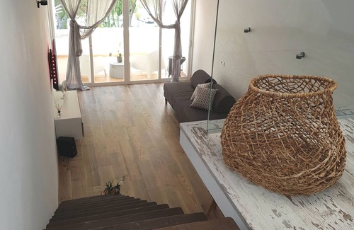 Urbanización Puerto de Estepona Apartamento | El Espacio de la Luz