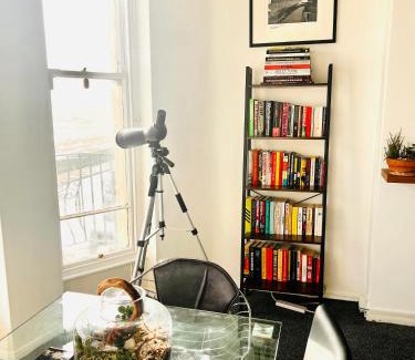 Hastings Apartamento | Light on the Waves