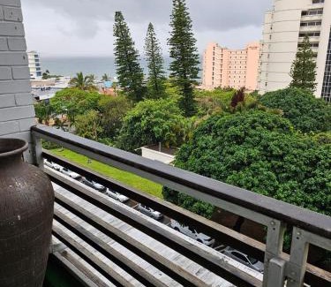 Durban North Apartamento | Lighthouse Apts Balcony apartment