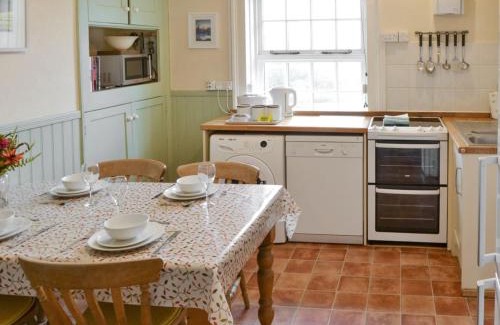 Irstead Casa | Lighthouse Cottage
