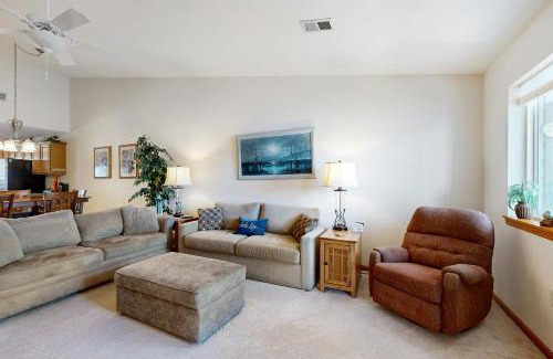 Lake Delton Casa | Lighthouse Cove Condo Resort: 418