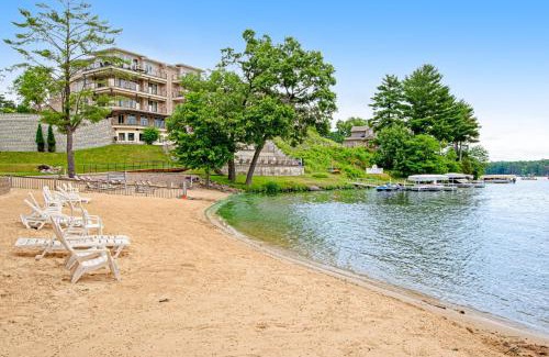 Lake Delton Apartamento | Lighthouse Cove Condo Resort 217 - Lakeside Memories