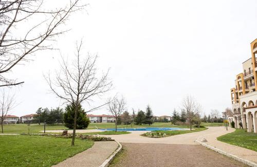 Balchik Apartamento | Lighthouse Glof Resort - 1BD Apartment by Flat Mаnager
