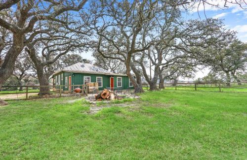 Johnson City Casa | Lighthouse Hill Ranch - Green House