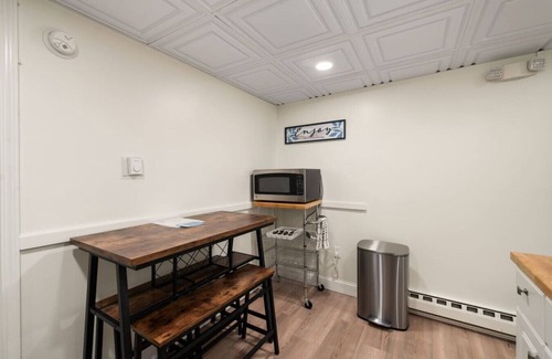 Sylvan Beach Apartamento | `Lighthouse Loft`-3BR, Queen, Full, Full + Futon!