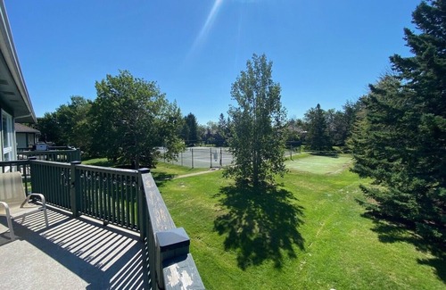 Collingwood Condominio | Lighthouse Point Condo - next to Georgian Bay, 5 min from the slopes!