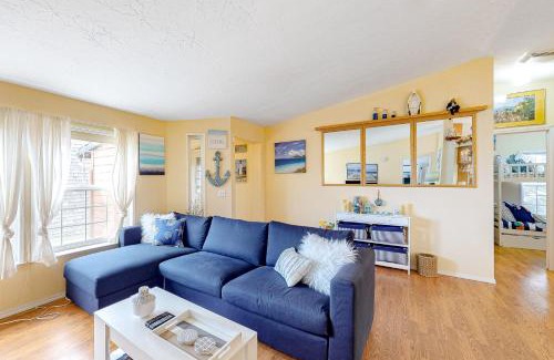 Nelscott Casa | Lighthouse View