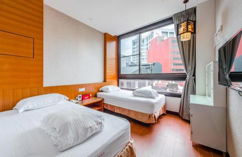 Tainan City Centre Hotel | lightness Station Inn