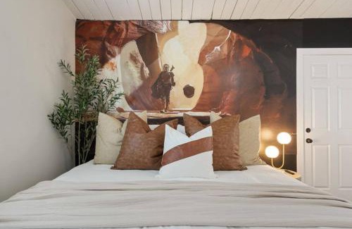 Southwest Anaheim Casa | Lightsaber Lounge-Hot Tub-Billiards-10mnstoDisney