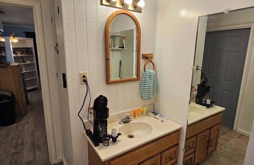 Savannah Apartamento | Like a great hotel room, but parking, more Thoughtful, and Much Better!