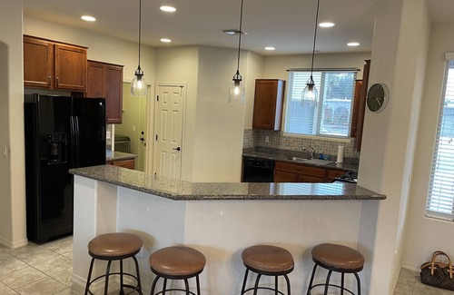 Tucson Casa | Like new Eastside home, 3 bedroom, 2 full bath, plus 2-car garage